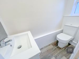 Photo 30- click for photo gallery